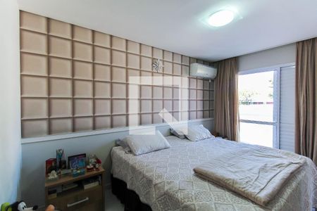 Casa à venda com 300m², 4 quartos e 4 vagasQuarto 3 - Suíte