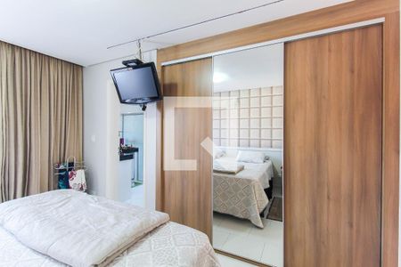 Casa à venda com 300m², 4 quartos e 4 vagasQuarto 3 - Suíte