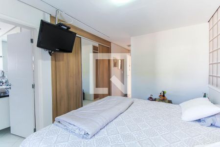 Casa à venda com 300m², 4 quartos e 4 vagasQuarto 3 - Suíte