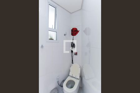 Casa à venda com 300m², 4 quartos e 4 vagasLavabo