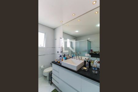 Casa à venda com 300m², 4 quartos e 4 vagasBanheiro da Suíte 3