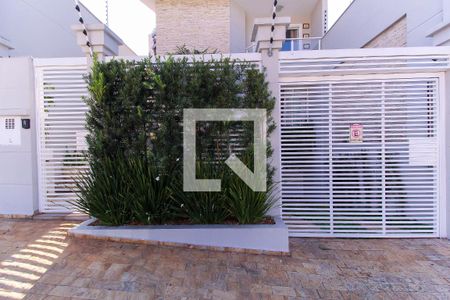 Casa à venda com 300m², 4 quartos e 4 vagasFachada