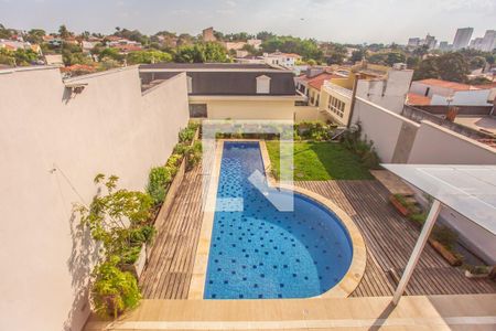 Casa à venda com 675m², 5 quartos e 8 vagas Casa à venda com 675m², 5 quartos e 8 vagasVista
