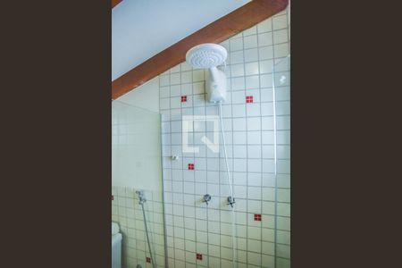 Casa à venda com 675m², 5 quartos e 8 vagas Casa à venda com 675m², 5 quartos e 8 vagasBanheiro Suíte