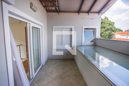 Casa à venda com 675m², 5 quartos e 8 vagas Casa à venda com 675m², 5 quartos e 8 vagasVista
