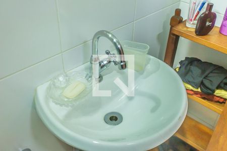Casa à venda com 675m², 5 quartos e 8 vagas Casa à venda com 675m², 5 quartos e 8 vagasBanheiro de Serviço