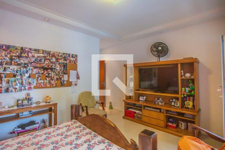 Casa à venda com 675m², 5 quartos e 8 vagas Casa à venda com 675m², 5 quartos e 8 vagasSuíte 2