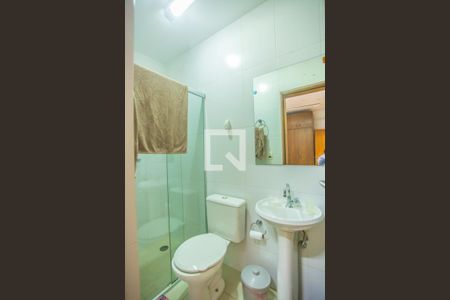Casa à venda com 675m², 5 quartos e 8 vagas Casa à venda com 675m², 5 quartos e 8 vagasBanheiro de Serviço