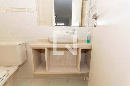 Lavabo de apartamento para alugar com 3 quartos, 94m² em Bigorrilho, Curitiba
