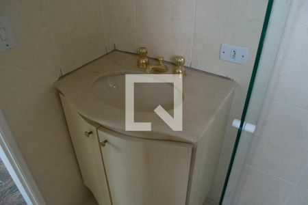 Apartamento à venda com 240m², 4 quartos e 3 vagas Apartamento à venda com 240m², 4 quartos e 3 vagasBanheiro Quarto 3