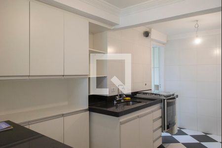 Apartamento à venda com 240m², 4 quartos e 3 vagas Apartamento à venda com 240m², 4 quartos e 3 vagasCozinha