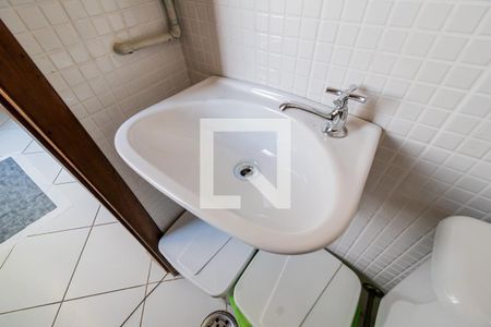 Apartamento à venda com 96m², 3 quartos e 2 vagasBanheiro da Área de Serviço - Pia
