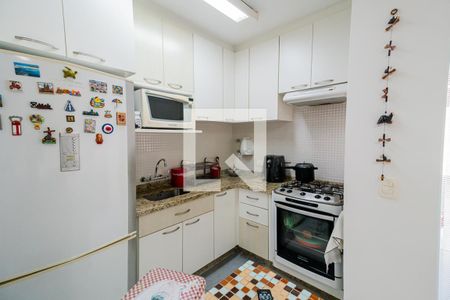 Apartamento à venda com 96m², 3 quartos e 2 vagasCozinha