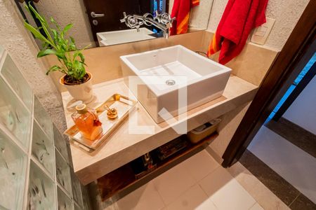 Apartamento à venda com 96m², 3 quartos e 2 vagasBanheiro - Pia