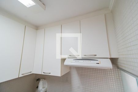 Apartamento à venda com 96m², 3 quartos e 2 vagasCozinha - Armários