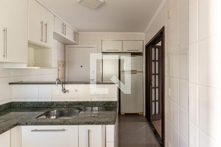 Apartamento à venda com 101m², 3 quartos e 2 vagasCozinha