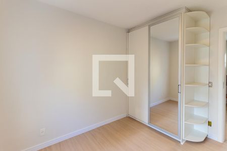 Apartamento à venda com 101m², 3 quartos e 2 vagasQuarto 2