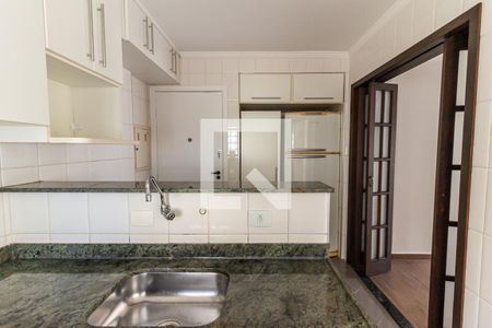 Apartamento à venda com 101m², 3 quartos e 2 vagasCozinha