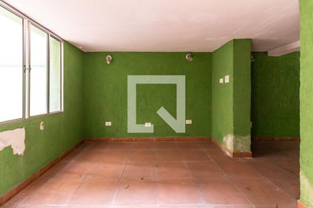 Casa à venda com 205m², 3 quartos e 2 vagasÁrea de Serviço