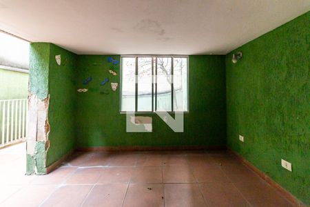 Casa à venda com 205m², 3 quartos e 2 vagasÁrea de Serviço