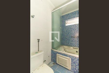 Casa à venda com 205m², 3 quartos e 2 vagasBanheiro Social