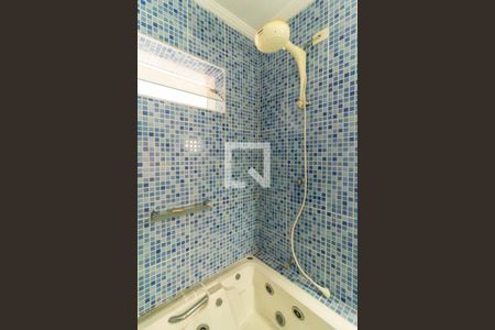 Casa à venda com 205m², 3 quartos e 2 vagasBanheiro Social