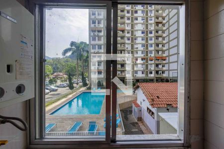 Apartamento à venda com 58m², 2 quartos e 1 vagaÁrea de Serviço Janela