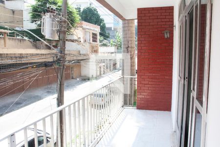 Apartamento à venda com 72m², 2 quartos e 1 vagaVaranda