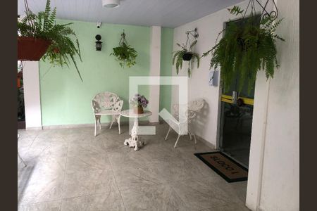 Apartamento à venda com 72m², 2 quartos e 1 vagaHall de entrada