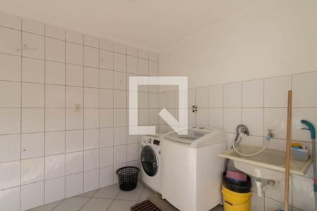 Casa à venda com 198m², 3 quartos e 3 vagasÁrea de Serviço