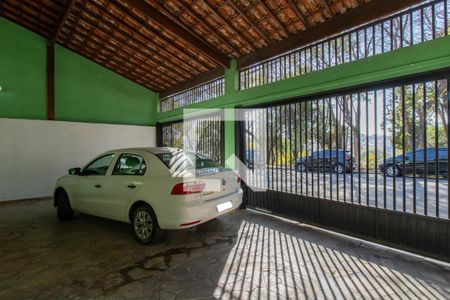 Casa à venda com 198m², 3 quartos e 3 vagasGaragem
