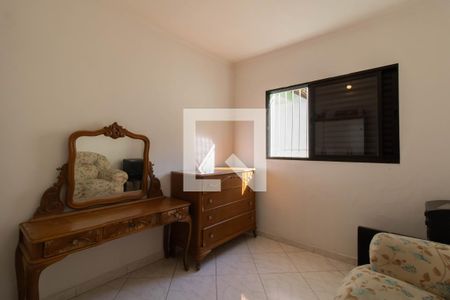 Casa à venda com 198m², 3 quartos e 3 vagasQuarto 2