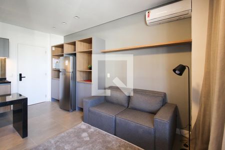 Sala de kitnet/studio para alugar com 1 quarto, 40m² em Vila Olímpia, São Paulo