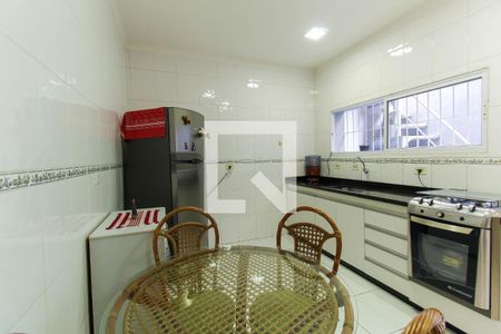 Casa à venda com 116m², 2 quartos e 1 vaga Casa à venda com 116m², 2 quartos e 1 vagaCozinha