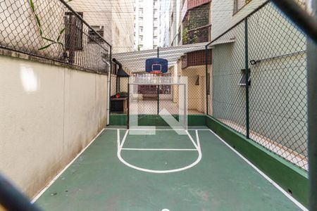 Apartamento à venda com 120m², 3 quartos e 1 vaga Apartamento à venda com 120m², 3 quartos e 1 vagaÁrea Comum - Quadra Poliesportiva