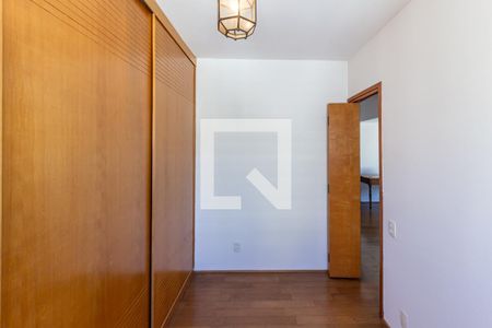 Apartamento à venda com 120m², 3 quartos e 1 vaga Apartamento à venda com 120m², 3 quartos e 1 vagaQuarto 1