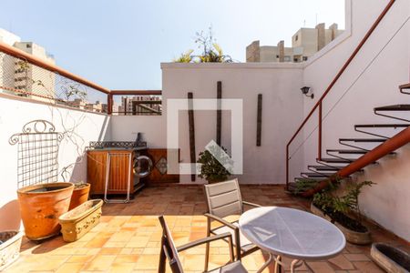 Apartamento à venda com 120m², 3 quartos e 1 vaga Apartamento à venda com 120m², 3 quartos e 1 vagaQuintal