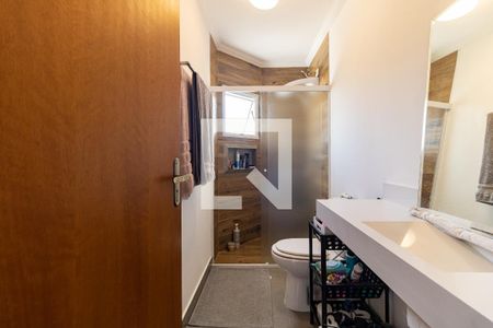 Casa à venda com 149m², 3 quartos e 2 vagasBanheiro da Suíte