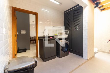 Casa à venda com 149m², 3 quartos e 2 vagasLavanderia 