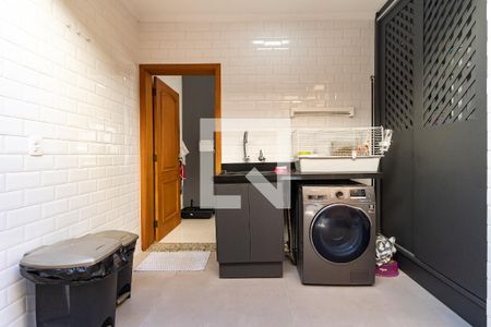 Casa à venda com 149m², 3 quartos e 2 vagasLavanderia 