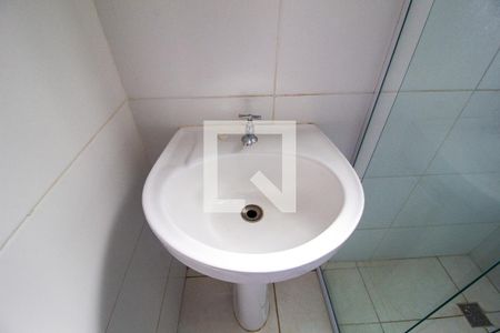 Casa de condomínio para alugar com 47m², 2 quartos e 2 vagasBanheiro