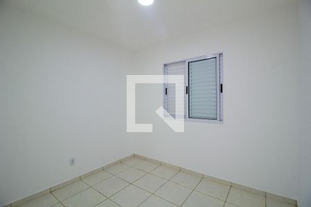 Quarto de casa de condomínio para alugar com 2 quartos, 47m² em Jardim Simus, Sorocaba