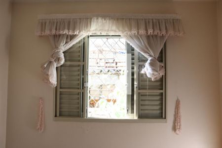 Casa à venda com 289m², 3 quartos e 2 vagasDetalhe do quarto 2 - suíte 