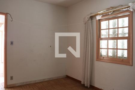 Casa à venda com 289m², 3 quartos e 2 vagasQuarto de Serviço