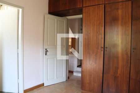 Casa à venda com 289m², 3 quartos e 2 vagasQuarto 2 - Suíte