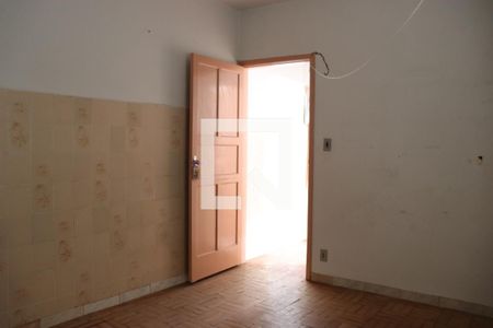 Casa à venda com 289m², 3 quartos e 2 vagasQuarto de serviço 