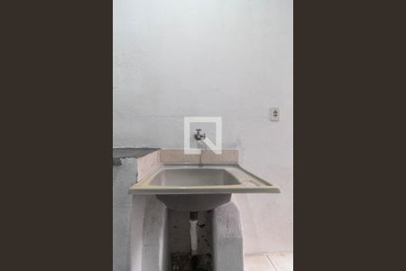 Casa para alugar com 50m², 1 quarto e sem vagaÁrea de Serviço