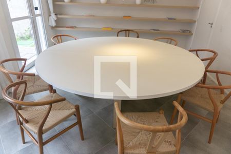Apartamento para alugar com 25m², 1 quarto e sem vagaÁrea comum - Salão de festas