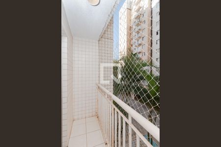 Apartamento para alugar com 65m², 3 quartos e 1 vaga Apartamento para alugar com 65m², 3 quartos e 1 vagaVaranda