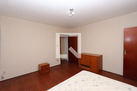 Quarto 1 de casa para alugar com 3 quartos, 120m² em Jardim Teresa, São Paulo